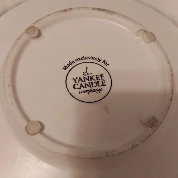 Yankee Candle Plates Set - Picture 5 of 6